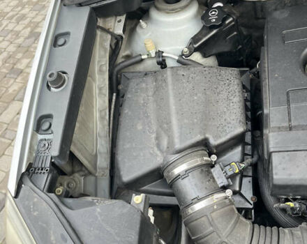 Серый Шевроле Орландо, объемом двигателя 2 л и пробегом 199 тыс. км за 8500 $, фото 25 на Automoto.ua