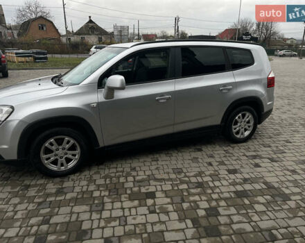 Серый Шевроле Орландо, объемом двигателя 2 л и пробегом 199 тыс. км за 8500 $, фото 2 на Automoto.ua