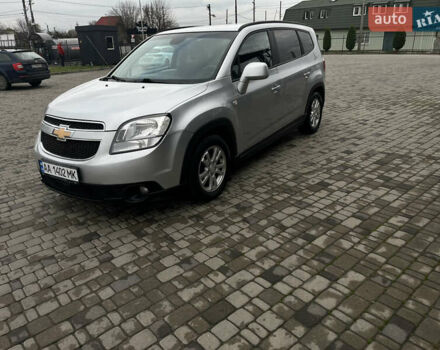 Серый Шевроле Орландо, объемом двигателя 2 л и пробегом 199 тыс. км за 8500 $, фото 1 на Automoto.ua