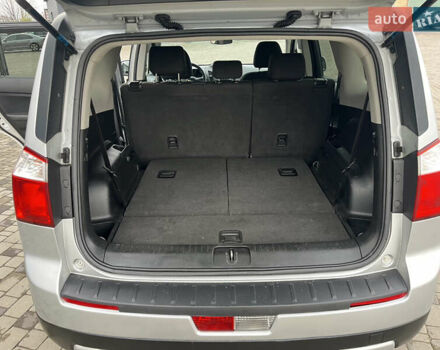 Серый Шевроле Орландо, объемом двигателя 2 л и пробегом 199 тыс. км за 8500 $, фото 21 на Automoto.ua