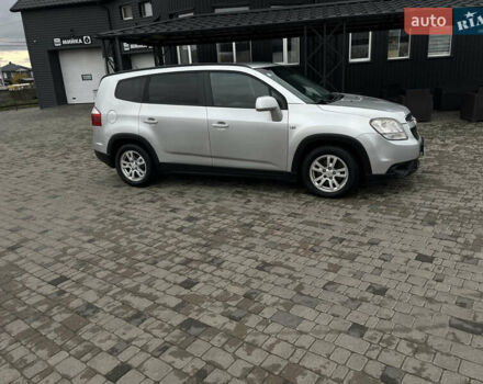 Серый Шевроле Орландо, объемом двигателя 2 л и пробегом 199 тыс. км за 8500 $, фото 9 на Automoto.ua