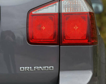 Серый Шевроле Орландо, объемом двигателя 1.8 л и пробегом 217 тыс. км за 7500 $, фото 26 на Automoto.ua