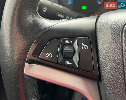 Серый Шевроле Орландо, объемом двигателя 2 л и пробегом 166 тыс. км за 11850 $, фото 11 на Automoto.ua