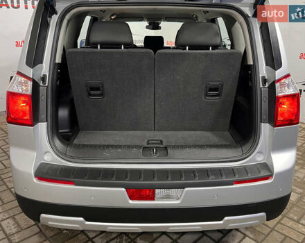 Серый Шевроле Орландо, объемом двигателя 2 л и пробегом 166 тыс. км за 11850 $, фото 4 на Automoto.ua