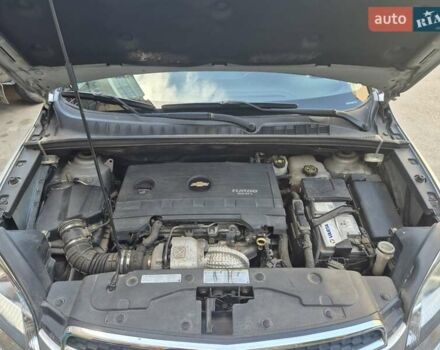 Сірий Шевроле Орландо, об'ємом двигуна 2 л та пробігом 260 тис. км за 10900 $, фото 17 на Automoto.ua