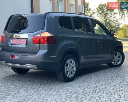 Сірий Шевроле Орландо, об'ємом двигуна 2 л та пробігом 239 тис. км за 9400 $, фото 42 на Automoto.ua