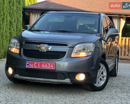 Сірий Шевроле Орландо, об'ємом двигуна 2 л та пробігом 239 тис. км за 9400 $, фото 26 на Automoto.ua