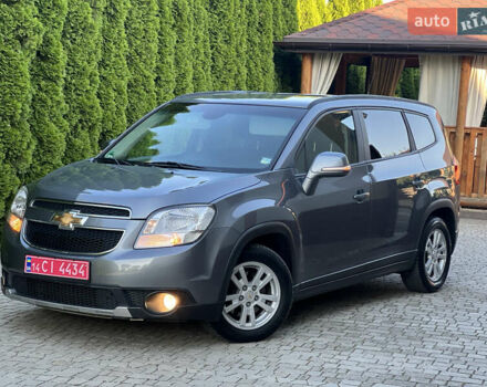 Сірий Шевроле Орландо, об'ємом двигуна 2 л та пробігом 239 тис. км за 9400 $, фото 25 на Automoto.ua