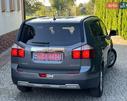 Сірий Шевроле Орландо, об'ємом двигуна 2 л та пробігом 239 тис. км за 9400 $, фото 39 на Automoto.ua