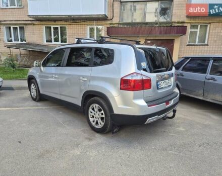 Сірий Шевроле Орландо, об'ємом двигуна 2 л та пробігом 260 тис. км за 10900 $, фото 4 на Automoto.ua