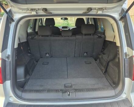 Сірий Шевроле Орландо, об'ємом двигуна 2 л та пробігом 260 тис. км за 10900 $, фото 15 на Automoto.ua