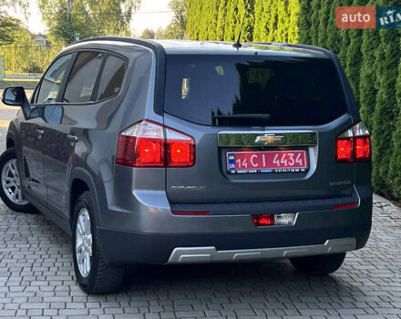 Сірий Шевроле Орландо, об'ємом двигуна 2 л та пробігом 239 тис. км за 9400 $, фото 18 на Automoto.ua