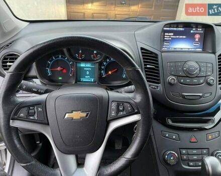 Серый Шевроле Орландо, объемом двигателя 1.8 л и пробегом 66 тыс. км за 13500 $, фото 5 на Automoto.ua