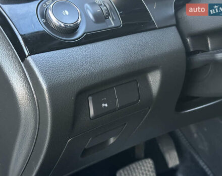 Серый Шевроле Орландо, объемом двигателя 1.6 л и пробегом 75 тыс. км за 12999 $, фото 47 на Automoto.ua