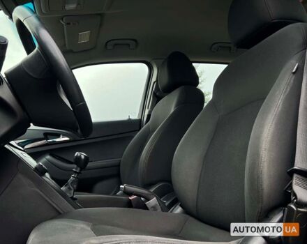 Серый Шевроле Орландо, объемом двигателя 2 л и пробегом 207 тыс. км за 9999 $, фото 9 на Automoto.ua