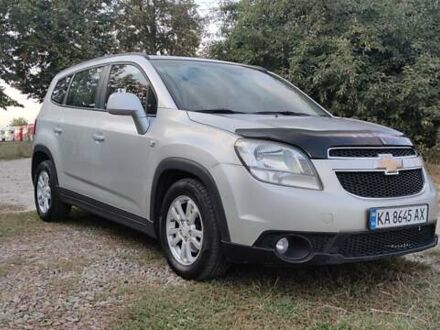 Сірий Шевроле Орландо, об'ємом двигуна 2 л та пробігом 215 тис. км за 7200 $, фото 1 на Automoto.ua