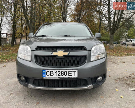Серый Шевроле Орландо, объемом двигателя 1.8 л и пробегом 247 тыс. км за 9600 $, фото 1 на Automoto.ua