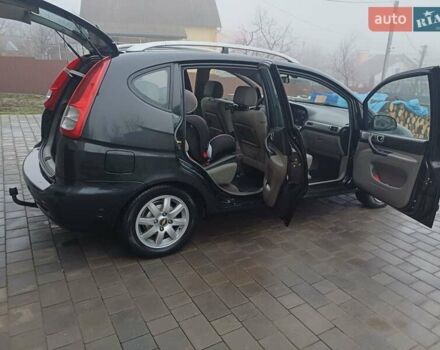 Черный Шевроле Реззо, объемом двигателя 2 л и пробегом 165 тыс. км за 4200 $, фото 9 на Automoto.ua