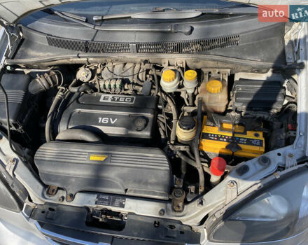 Серый Шевроле Реззо, объемом двигателя 1.6 л и пробегом 230 тыс. км за 3800 $, фото 14 на Automoto.ua