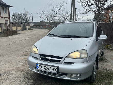 Серый Шевроле Реззо, объемом двигателя 1.6 л и пробегом 246 тыс. км за 4000 $, фото 1 на Automoto.ua