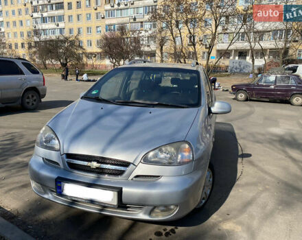 Серый Шевроле Реззо, объемом двигателя 1.6 л и пробегом 230 тыс. км за 3800 $, фото 1 на Automoto.ua