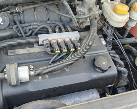 Синий Шевроле Реззо, объемом двигателя 1.6 л и пробегом 178 тыс. км за 3999 $, фото 6 на Automoto.ua