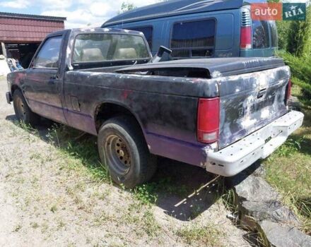 Черный Шевроле С-10, объемом двигателя 2.5 л и пробегом 120 тыс. км за 3750 $, фото 3 на Automoto.ua