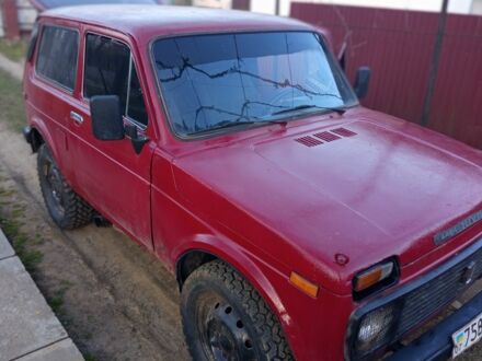 Красный Шевроле ССР, объемом двигателя 0 л и пробегом 237 тыс. км за 1500 $, фото 1 на Automoto.ua