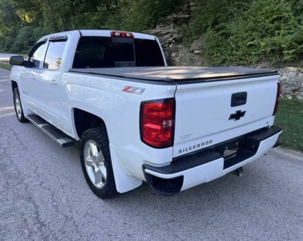 Белый Шевроле Сильверадо, объемом двигателя 5.3 л и пробегом 78 тыс. км за 12500 $, фото 5 на Automoto.ua