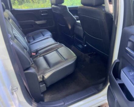 Белый Шевроле Сильверадо, объемом двигателя 5.3 л и пробегом 78 тыс. км за 12500 $, фото 11 на Automoto.ua