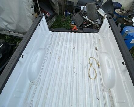 Білий Шевроле Сільверадо, об'ємом двигуна 6.6 л та пробігом 185 тис. км за 19400 $, фото 7 на Automoto.ua