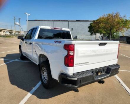 Белый Шевроле Сильверадо, объемом двигателя 5.3 л и пробегом 39 тыс. км за 27000 $, фото 7 на Automoto.ua