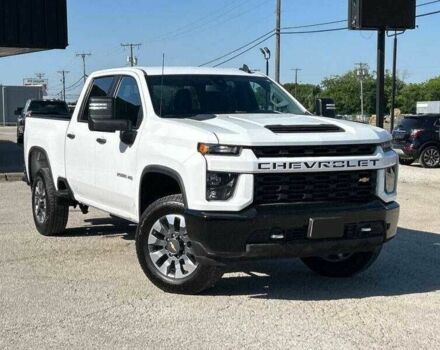 Белый Шевроле Сильверадо, объемом двигателя 6.6 л и пробегом 48 тыс. км за 11800 $, фото 4 на Automoto.ua