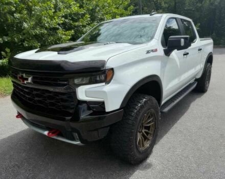 Белый Шевроле Сильверадо, объемом двигателя 6.2 л и пробегом 24 тыс. км за 20000 $, фото 2 на Automoto.ua