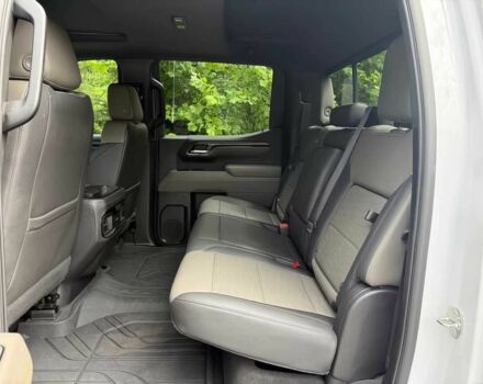 Белый Шевроле Сильверадо, объемом двигателя 6.2 л и пробегом 24 тыс. км за 20000 $, фото 12 на Automoto.ua