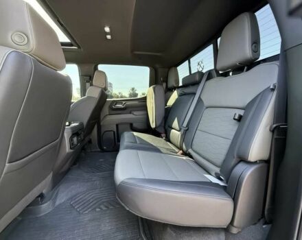 Белый Шевроле Сильверадо, объемом двигателя 3 л и пробегом 16 тыс. км за 22500 $, фото 11 на Automoto.ua