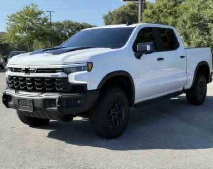 Белый Шевроле Сильверадо, объемом двигателя 3 л и пробегом 16 тыс. км за 22500 $, фото 2 на Automoto.ua