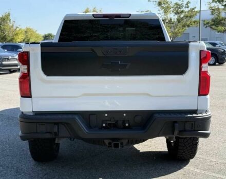 Белый Шевроле Сильверадо, объемом двигателя 3 л и пробегом 16 тыс. км за 22500 $, фото 4 на Automoto.ua