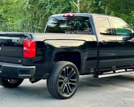 Черный Шевроле Сильверадо, объемом двигателя 5.3 л и пробегом 74 тыс. км за 11000 $, фото 6 на Automoto.ua