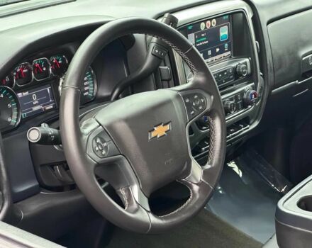 Черный Шевроле Сильверадо, объемом двигателя 5.3 л и пробегом 74 тыс. км за 11000 $, фото 11 на Automoto.ua