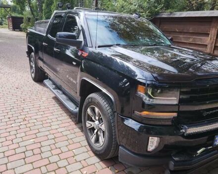 Черный Шевроле Сильверадо, объемом двигателя 5.33 л и пробегом 116 тыс. км за 35000 $, фото 2 на Automoto.ua