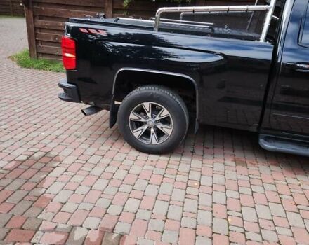 Черный Шевроле Сильверадо, объемом двигателя 5.33 л и пробегом 116 тыс. км за 35000 $, фото 4 на Automoto.ua