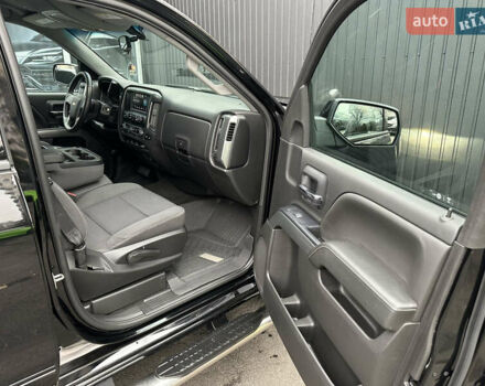 Черный Шевроле Сильверадо, объемом двигателя 5.33 л и пробегом 45 тыс. км за 28999 $, фото 11 на Automoto.ua