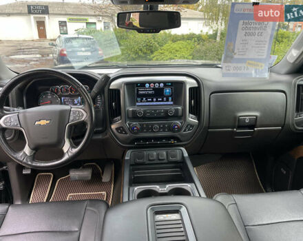 Черный Шевроле Сильверадо, объемом двигателя 5.33 л и пробегом 95 тыс. км за 33000 $, фото 26 на Automoto.ua