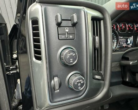 Черный Шевроле Сильверадо, объемом двигателя 5.33 л и пробегом 45 тыс. км за 28999 $, фото 24 на Automoto.ua