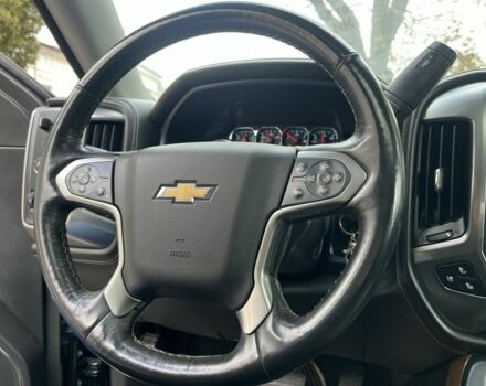 Черный Шевроле Сильверадо, объемом двигателя 5.3 л и пробегом 95 тыс. км за 33000 $, фото 11 на Automoto.ua