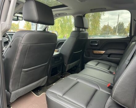 Черный Шевроле Сильверадо, объемом двигателя 5.3 л и пробегом 95 тыс. км за 33000 $, фото 17 на Automoto.ua