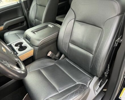 Черный Шевроле Сильверадо, объемом двигателя 5.3 л и пробегом 95 тыс. км за 33000 $, фото 20 на Automoto.ua