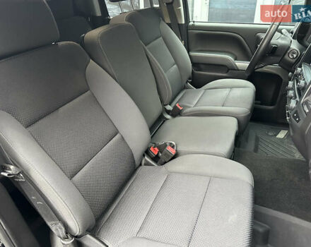 Черный Шевроле Сильверадо, объемом двигателя 5.33 л и пробегом 45 тыс. км за 28999 $, фото 13 на Automoto.ua