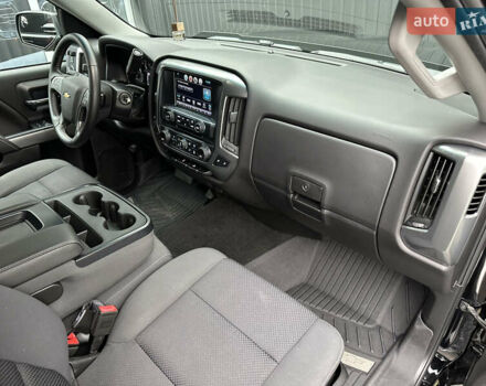 Черный Шевроле Сильверадо, объемом двигателя 5.33 л и пробегом 45 тыс. км за 28999 $, фото 10 на Automoto.ua